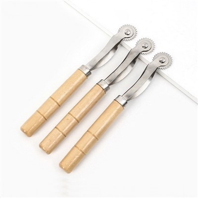 Dressmakers Tracing Wheel