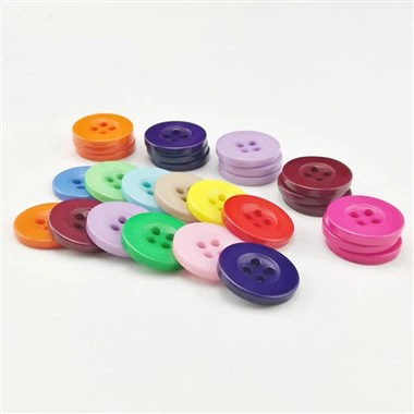 Round Plastic Buttons